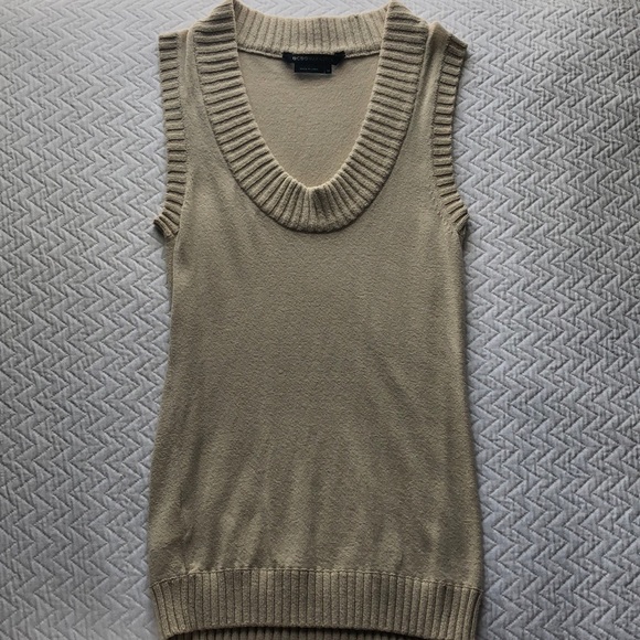 Bcbgmaxazria lightweight sweater vest - Picture 1 of 2